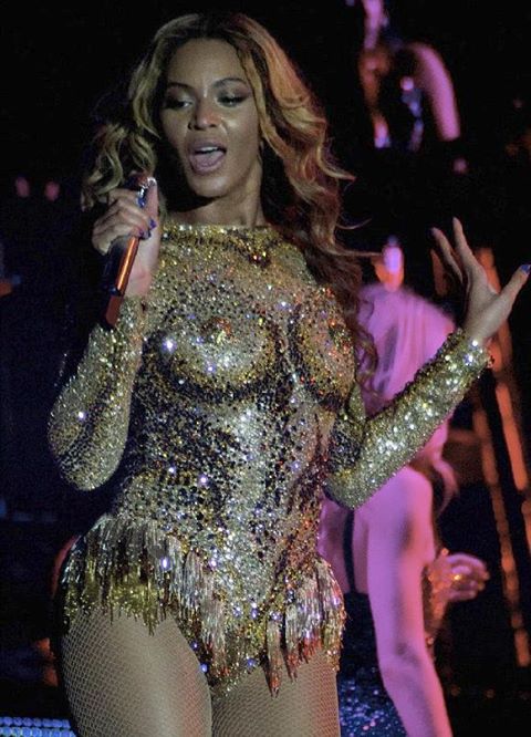 Beyonce new tour outfit