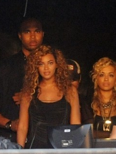 Jay Z Suspects Beyonce of Creeping with Her Bodyguard?