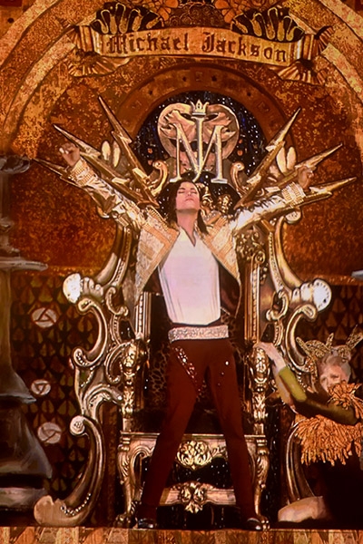 Michael Jackson Hologram Performance at Billboard Awards Gets Standing