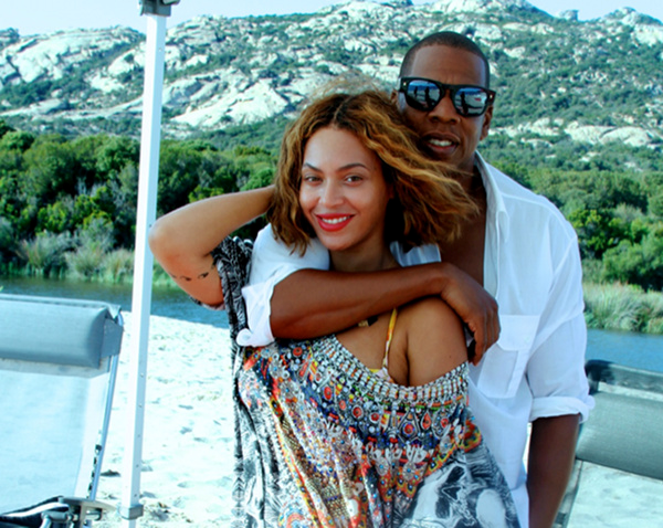 Beyonce & Jay Z Working On COLLABO Album Together!?